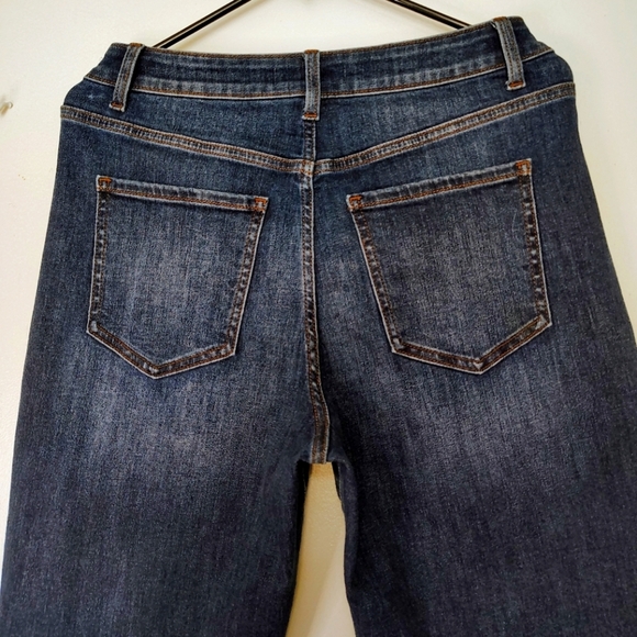 Ceros women's high-rise, relaxed fit, Tapered denim jeans, size 28. - Picture 15 of 16